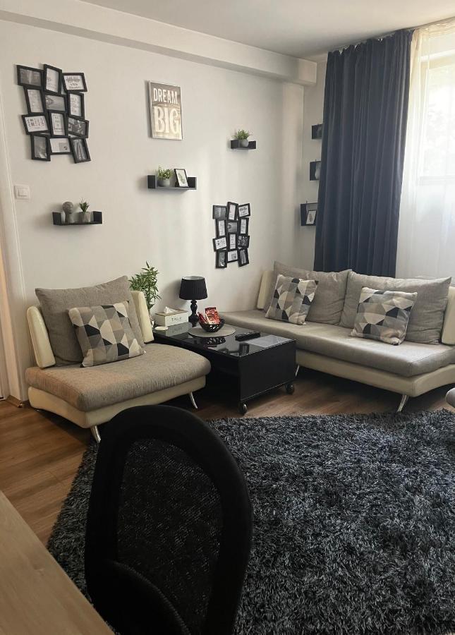 Old City Centre - Unforgettable House 부쿠레슈티 외부 사진